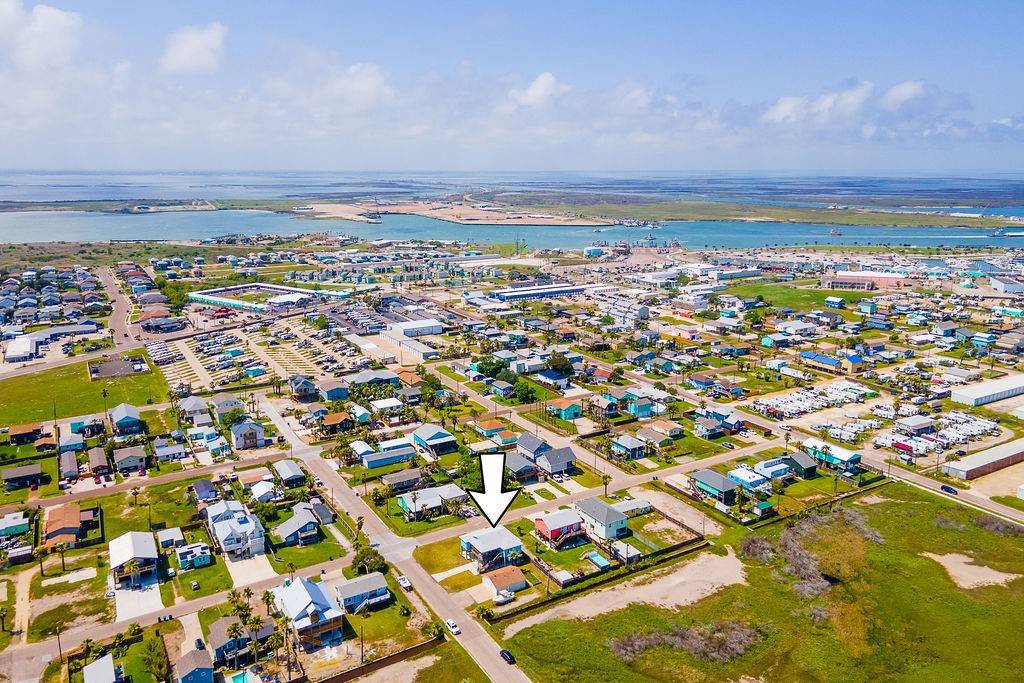 Port Aransas, TX 78373,423 S 7th ST