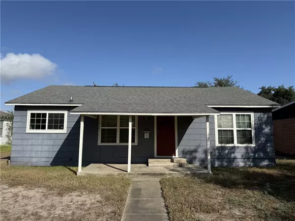 1005 E Main ST, Sinton, TX 78387