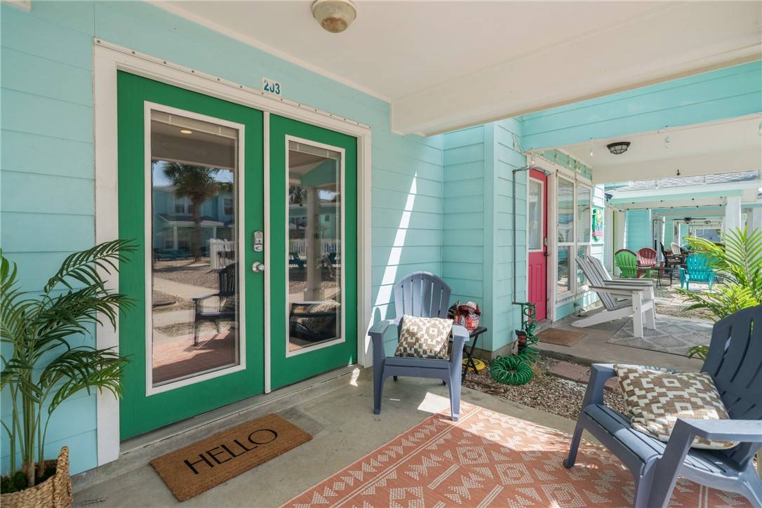 Port Aransas, TX 78373,2120 S 11th ST #203