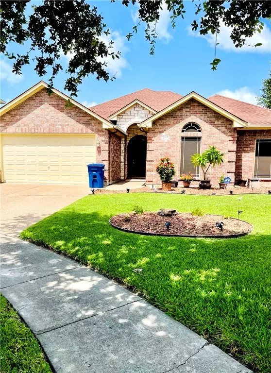 7406 Lake Windemere DR, Corpus Christi, TX 78413