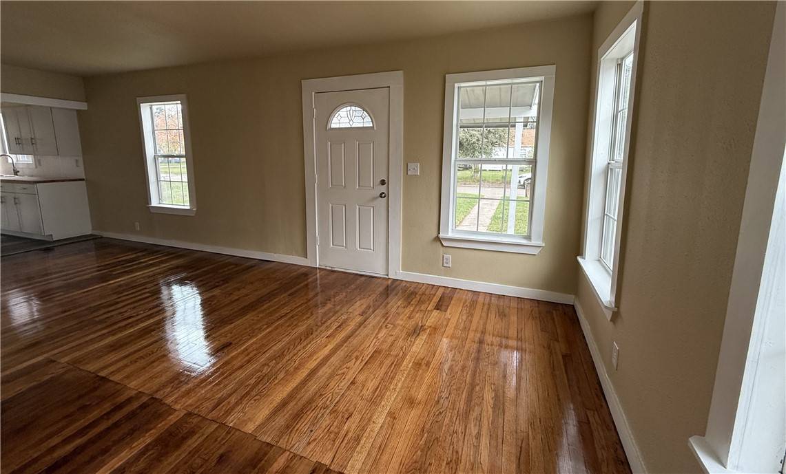 Kingsville, TX 78363,923 N Lantana DR