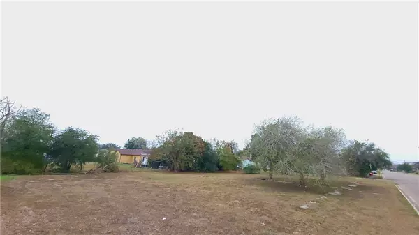 Robstown, TX 78380,700 N 5th ST