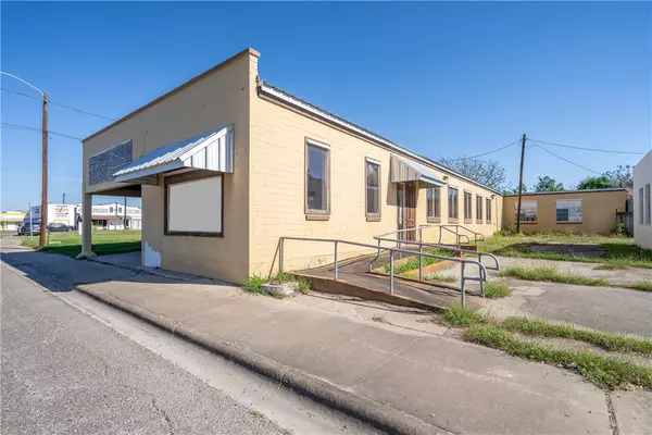 Kingsville, TX 78363,312 N 6th ST