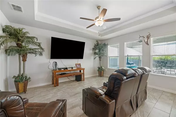 Rockport, TX 78382,125 Highwood DR