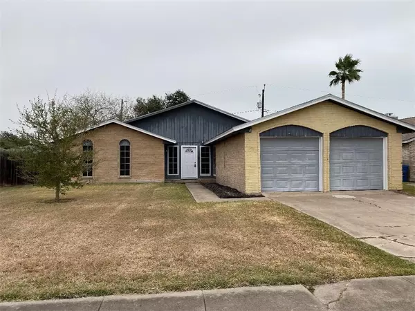 1622 Memorial Pkwy, Portland, TX 78374