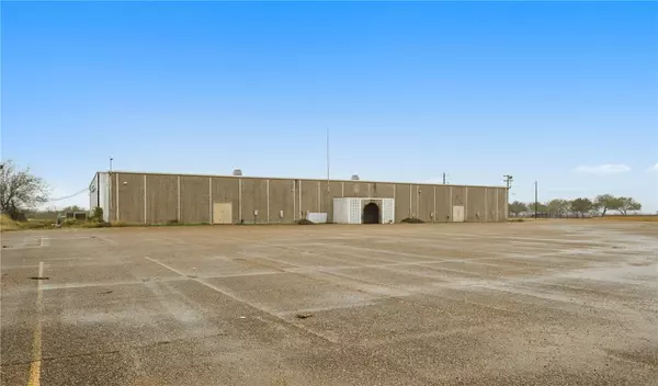 2137 N US Highway 77, Robstown, TX 78380