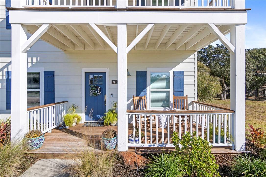 Rockport, TX 78382,114 Boardwalk AVE