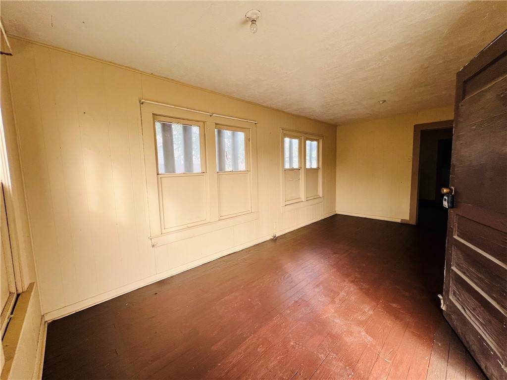 Falfurrias, TX 78355,602 W Rice ST