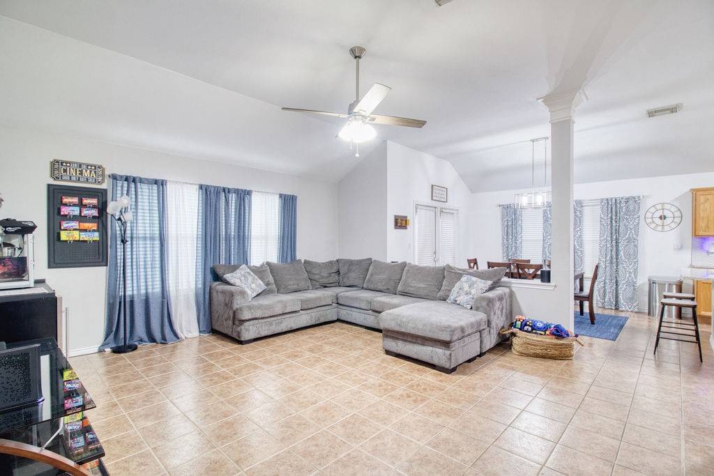 Corpus Christi, TX 78414,2325 Tropical Wind DR