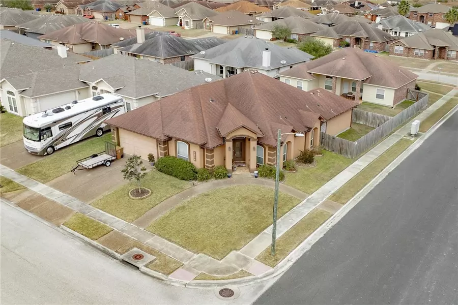 6858 Sir Moses, Corpus Christi, TX 78414