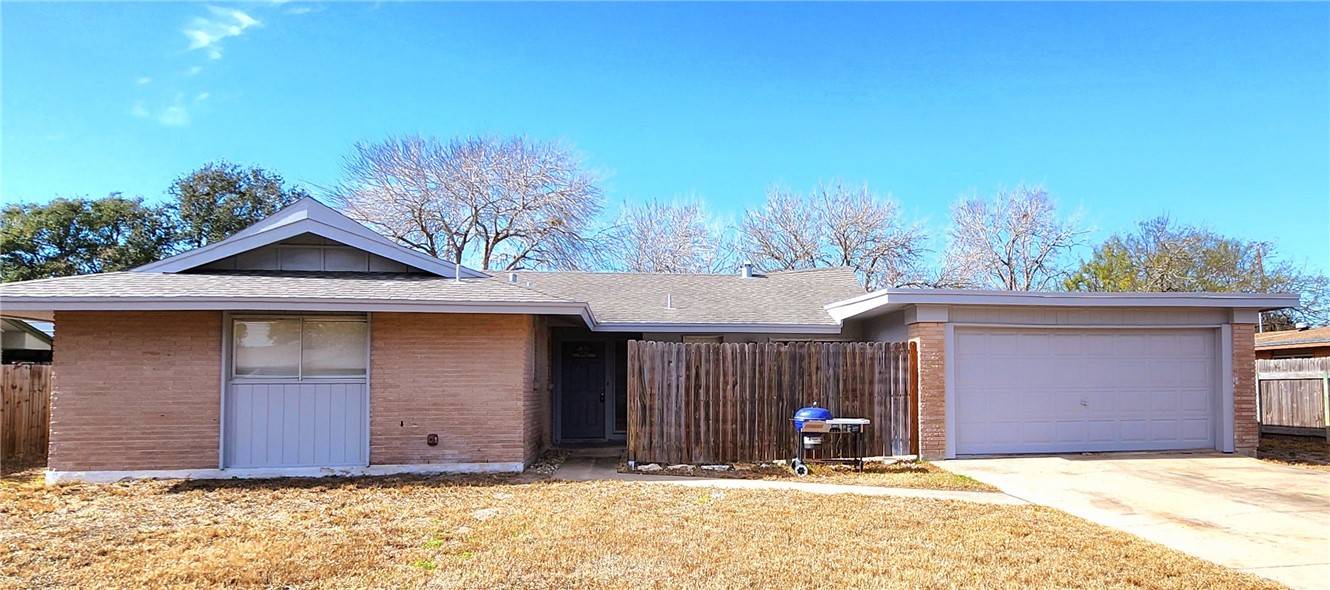 3146 Mill Brook DR, Corpus Christi, TX 78418