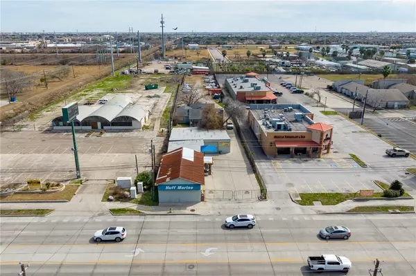 5918 S Staples ST, Corpus Christi, TX 78414