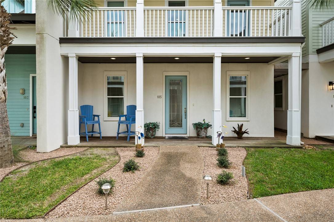 Rockport, TX 78382,105 Frontenac