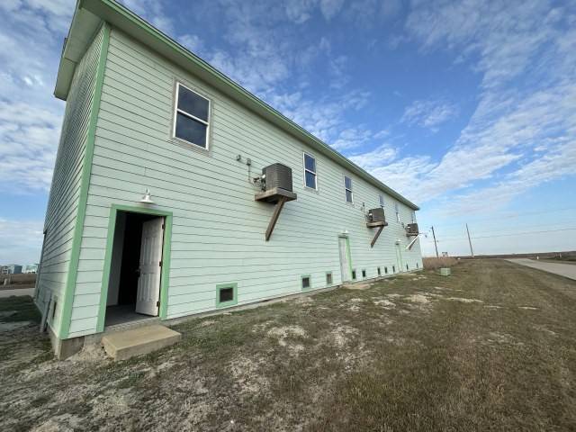 Port Aransas, TX 78373,166 West Palm Beach