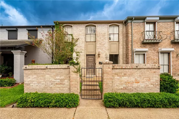 8 Lake Shore DR, Corpus Christi, TX 78413