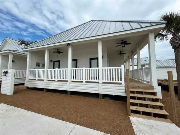 Port Aransas, TX 78373,215 ST. John Circle