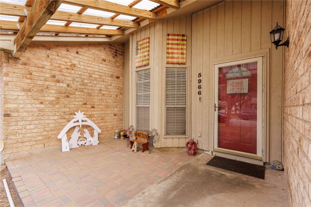 Corpus Christi, TX 78414,5966 Cinnamon Oaks DR
