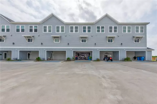 3201 S 11th ST #A5, Port Aransas, TX 78373
