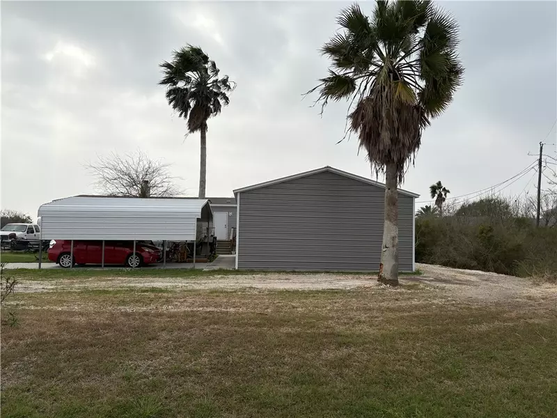 802 1st ST, Bayside, TX 78340