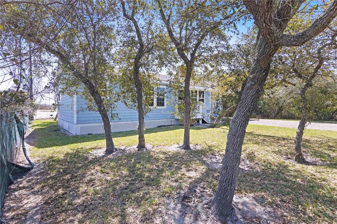 Rockport, TX 78382,144 Sherwood DR
