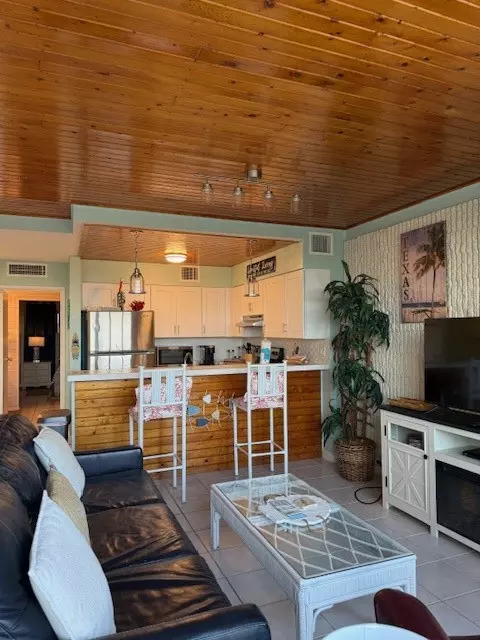 Port Aransas, TX 78373,7477 State Highway 361 #102