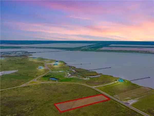 110 Dockside DR, Rockport, TX 78382
