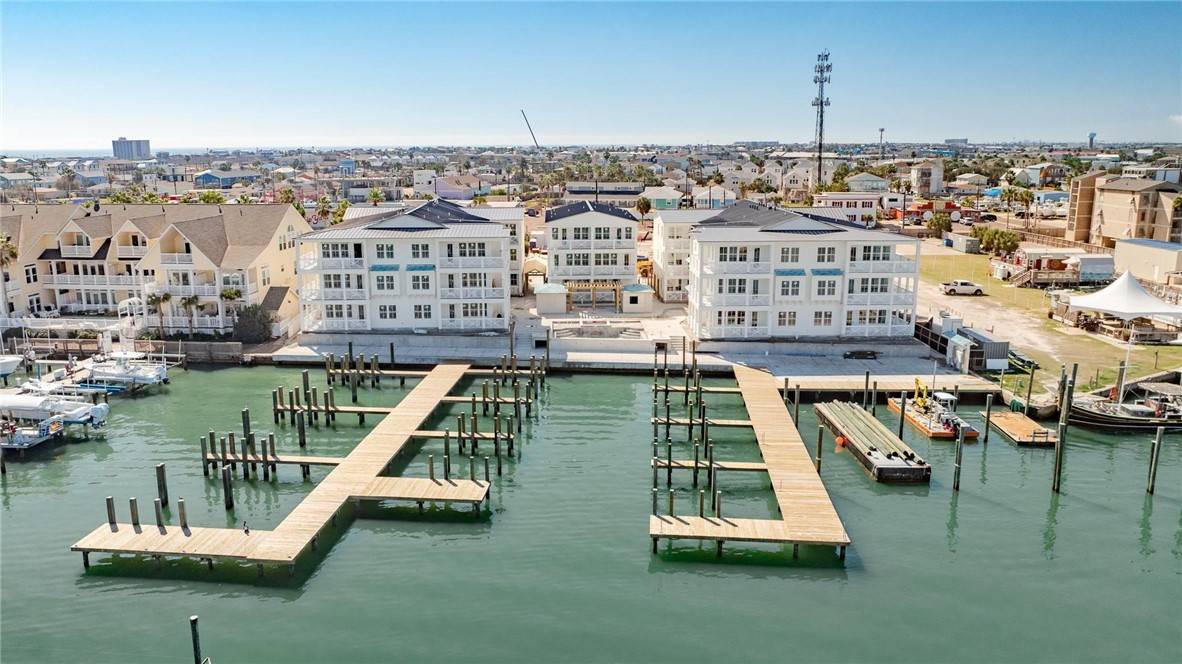 136 W Cotter AVE #4, Port Aransas, TX 78373