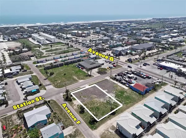 602 S Station, Port Aransas, TX 78373