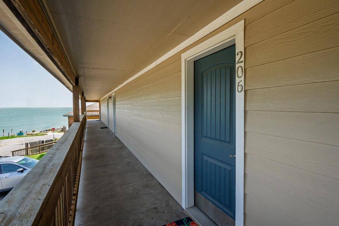 Fulton, TX 78382,919 N Fulton Beach RD #206