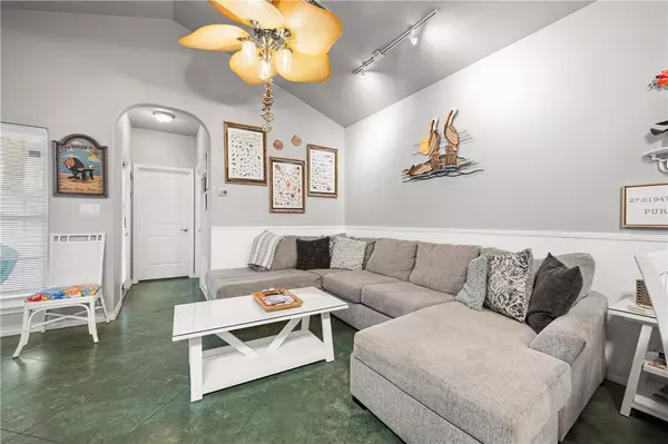 Corpus Christi, TX 78418,14521 E Cabana ST #206