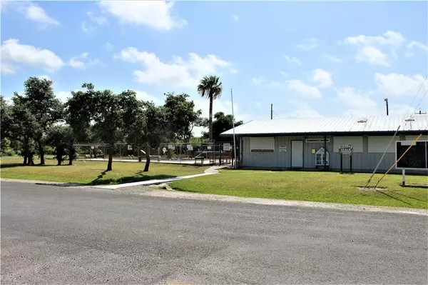 Rockport, TX 78382,101 Belaire DR