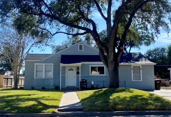 831 W Alice AVE, Kingsville, TX 78363