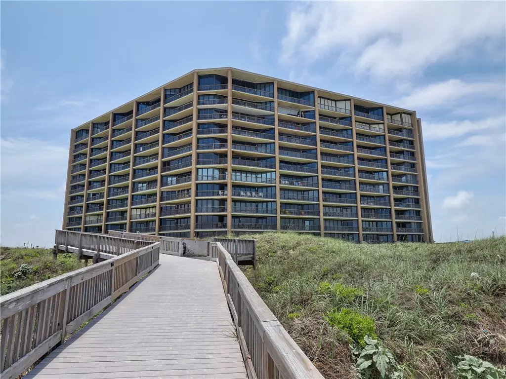 Port Aransas, TX 78373,6649 Seacomber DR #402