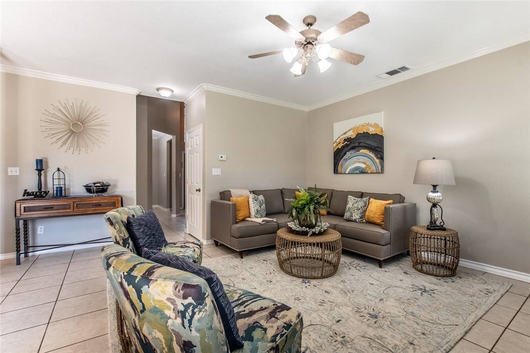 Corpus Christi, TX 78414,3813 Kitty LN