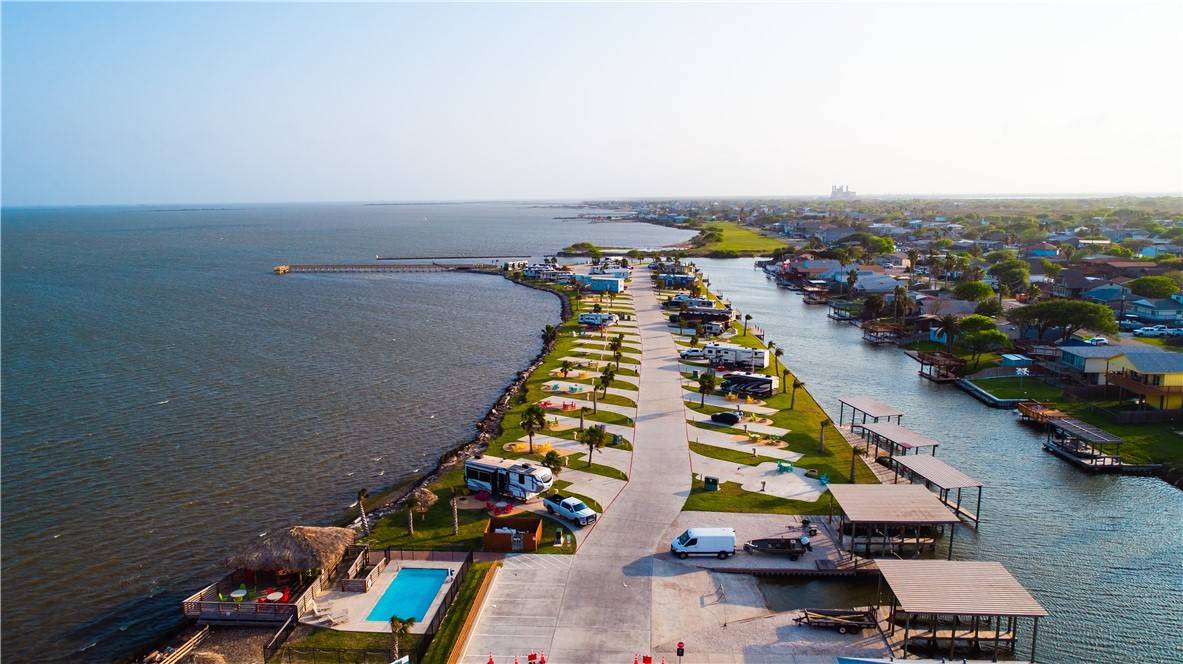 Corpus Christi, TX 78418,101 Caribbean DR #50