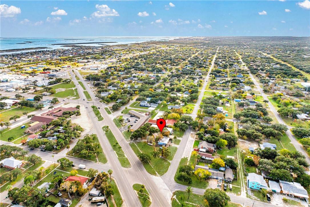 325, 337, & 339 Whitney, Aransas Pass, TX 78336