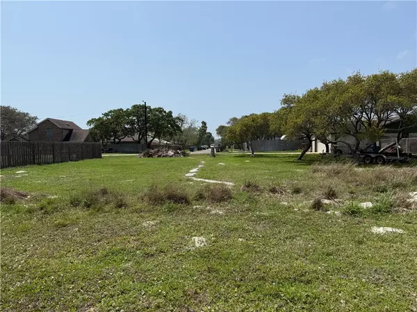Corpus Christi, TX 78418,321 Clearview DR