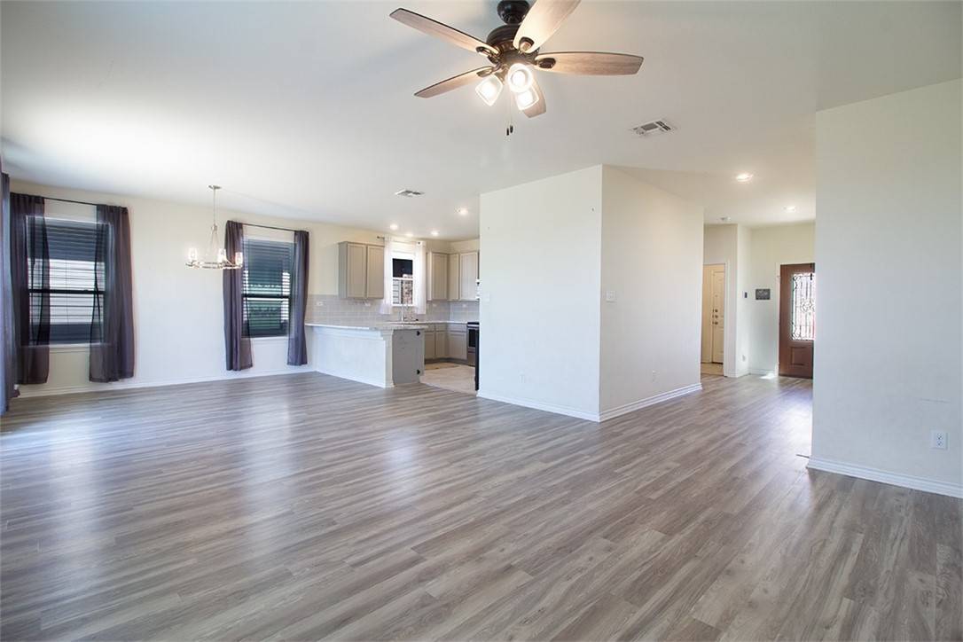 New Braunfels, TX 78130,2063 Wind Chime Way