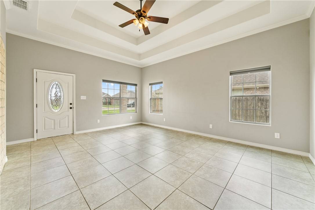 Kingsville, TX 78363,2108 Kelly LN