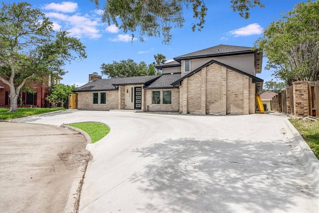 7025 Ashdown DR, Corpus Christi, TX 78413