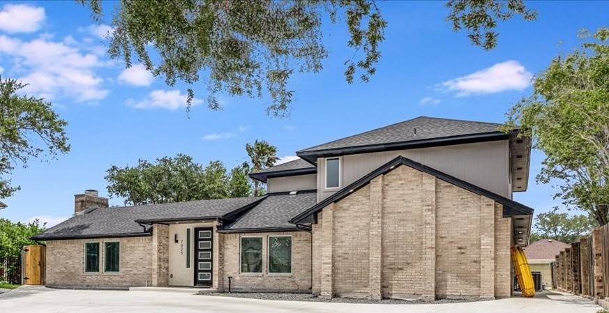 7025 Ashdown DR, Corpus Christi, TX 78413