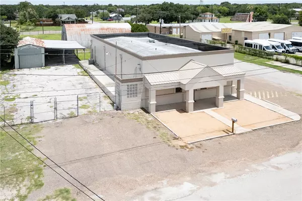 Alice, TX 78332,401 W 2nd ST