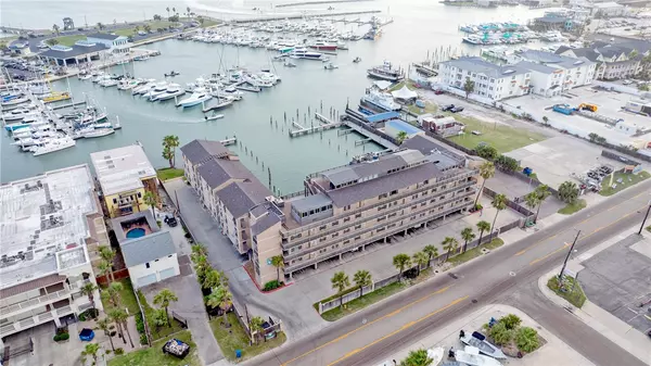 200 W Cotter AVE #B-3, Port Aransas, TX 78373