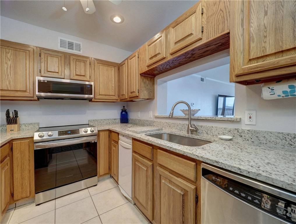 Port Aransas, TX 78373,5973 State Highway 361 #322