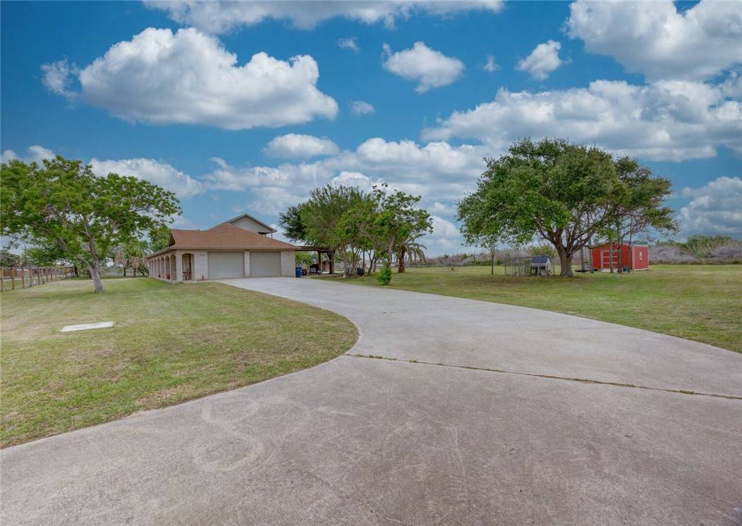 Corpus Christi, TX 78418,2745 Debra LN