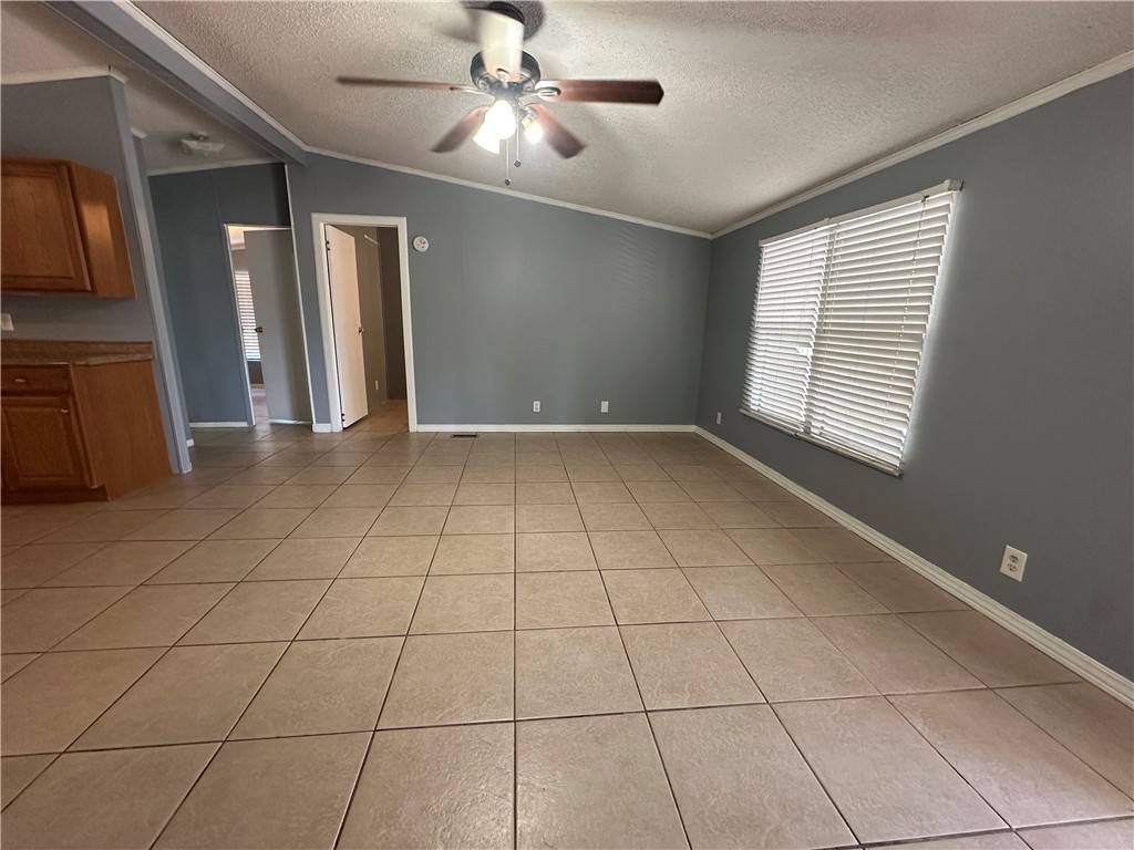 Robstown, TX 78380,5429 County Road 73a