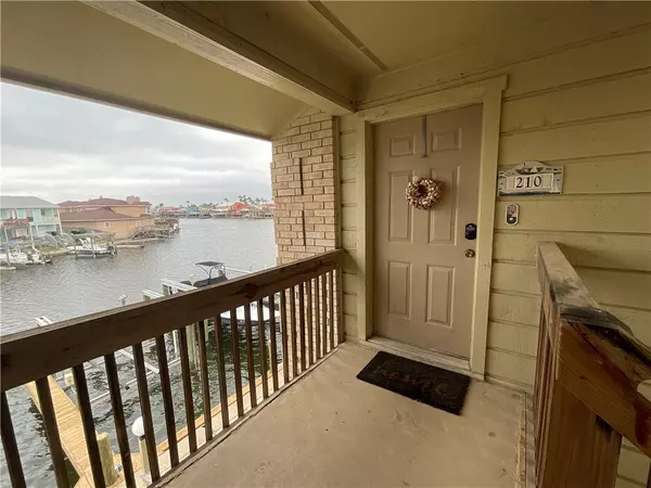 15421 Seamount Cay CT #210, Corpus Christi, TX 78418