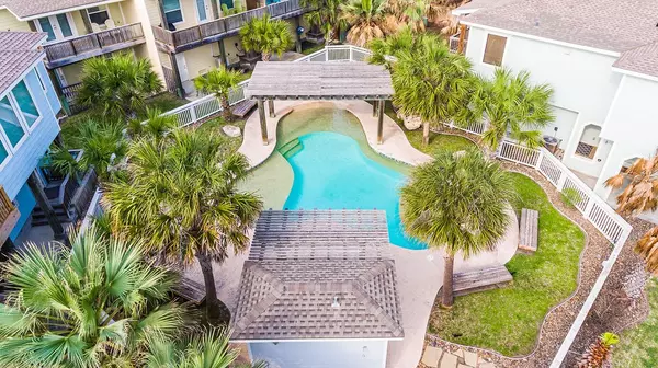 Port Aransas, TX 78373,247 W Roberts AVE #16