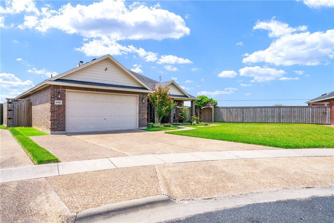 Corpus Christi, TX 78414,8326 Pocono