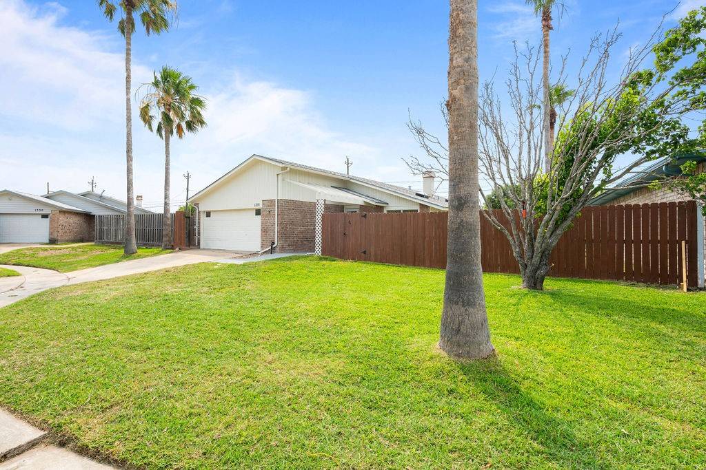 1326 Harbor Village DR, Corpus Christi, TX 78412